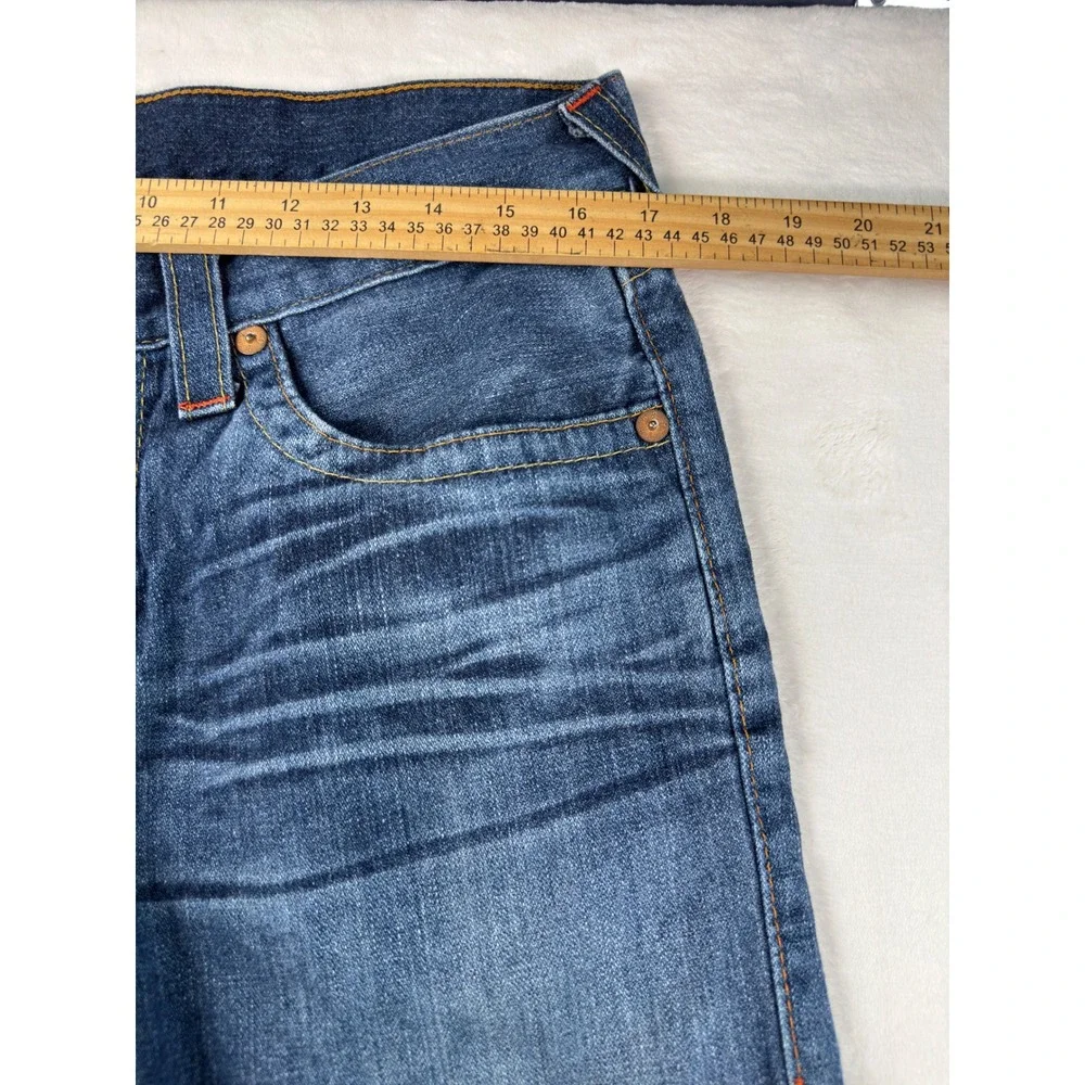 True Religion Rocco Slim Fit Jeans Mens 32 Medium Wash Blue Made in USA Cotton